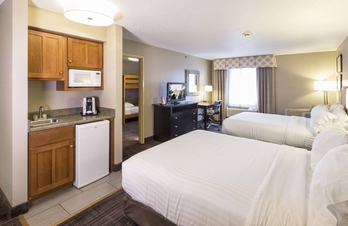 Saint Joseph Hotel | Holiday Inn Express & Suites St Joseph by IHG