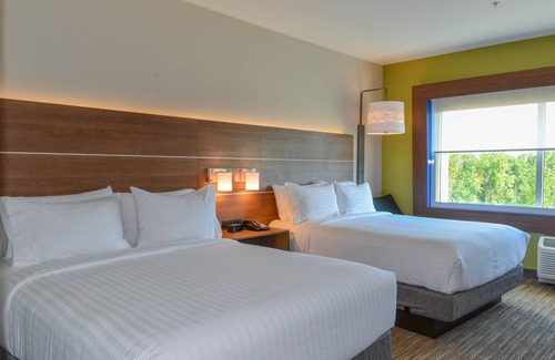 University Place Hotel | Holiday Inn Express & Suites Charlotte NE - University Area by IHG