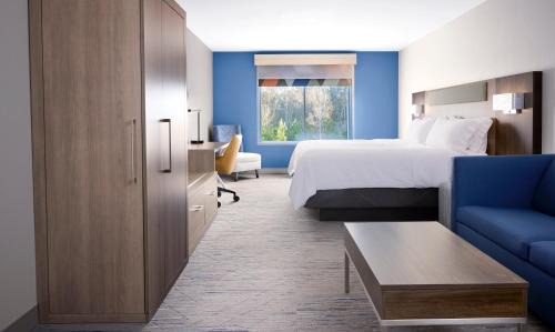 White Station Hotel | Holiday Inn Express & Suites Memphis East by IHG