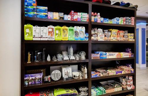 Niles Hotel | Holiday Inn Express & Suites Chicago North Shore - Niles by IHG