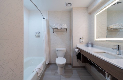 Lebec Hotel | Holiday Inn Express & Suites Frazier Park by IHG