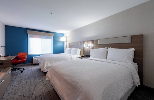 Lebec Hotel | Holiday Inn Express & Suites Frazier Park by IHG