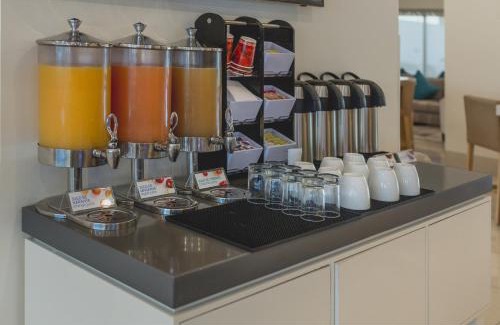 Silao Hotel | Holiday Inn Express & Suites Silao Aeropuerto Terminal by IHG