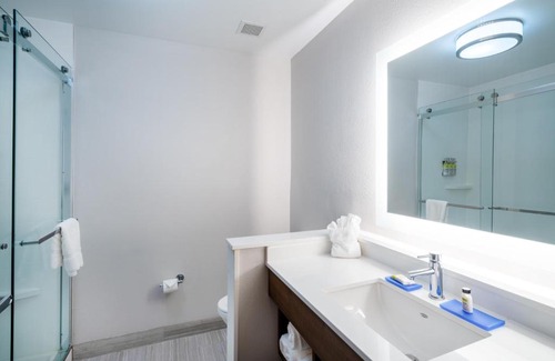 Hapeville Hotel | Holiday Inn Express & Suites Atlanta Airport NE - Hapeville by IHG