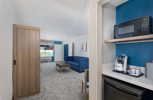 Fortson Hotel | Holiday Inn Express & Suites Columbus at Northlake by IHG