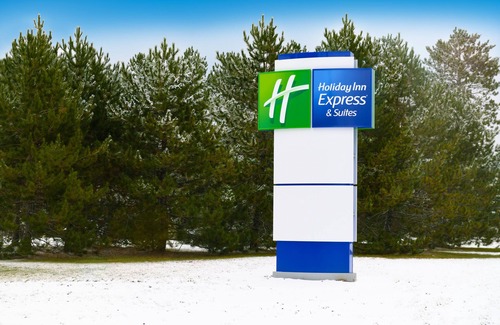 Hayward Hotel | Holiday Inn Express & Suites Hayward by IHG