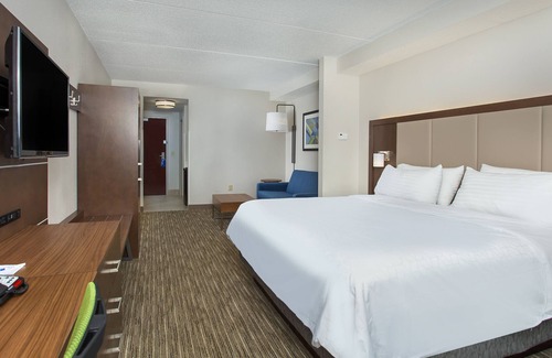 Lebanon Hotel | Holiday Inn Express & Suites Lebanon-Nashville Area by IHG