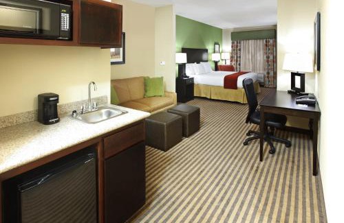 Maumelle Hotel | Holiday Inn Express & Suites Maumelle by IHG