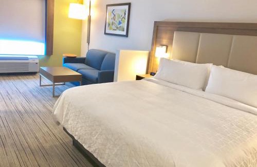 Umstead Hotel | Holiday Inn Express & Suites Raleigh Airport - Brier Creek by IHG