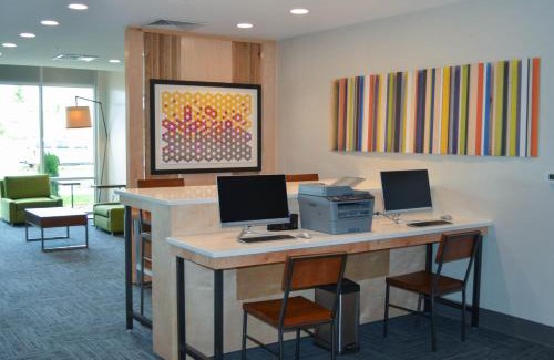 Umstead Hotel | Holiday Inn Express & Suites Raleigh Airport - Brier Creek by IHG