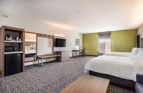 Tulsa Hotel | Holiday Inn Express & Suites Tulsa East - Catoosa by IHG