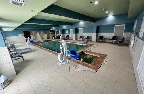 South Side Hotel | Holiday Inn Express & Suites Corpus Christi by IHG