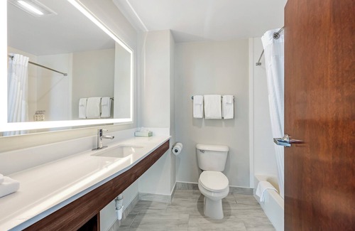 White House Hotel | Holiday Inn Express White House by IHG