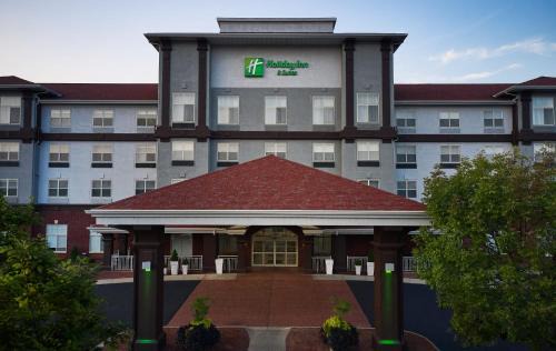 Madison Hotel | Holiday Inn Hotel & Suites Madison West - Middleton by IHG