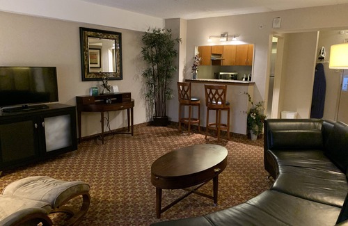 Johnstown Hotel | Holiday Inn Johnstown Downtown by IHG