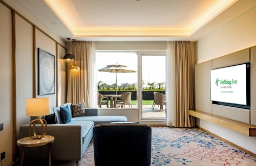Lucknow Hotel | Holiday Inn Lucknow Airport by IHG