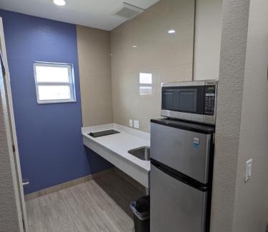 Aransas Pass Hotel | Holiday Inn motel