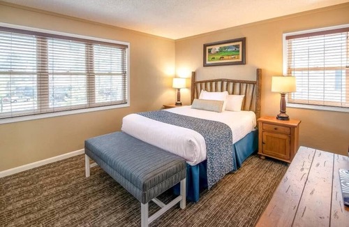 South Lee House | Holiday Inn Oak n' Spruce Resort -1BD Sleeps up to 4