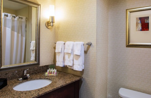Central Oklahoma City Hotel | Holiday Inn Oklahoma City Airport by IHG