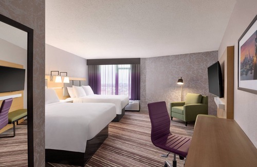 South Philadelphia West Hotel | Holiday Inn Philadelphia Arpt-Stadium Area by IHG