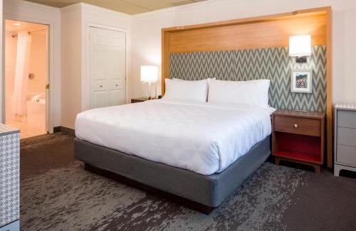 Salem Hotel | Holiday Inn Salem by IHG