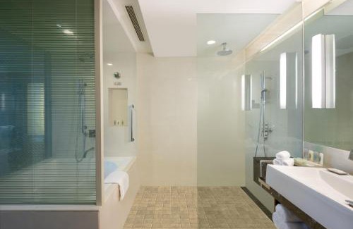 Pudong Hotel | Holiday Inn Shanghai Pudong by IHG