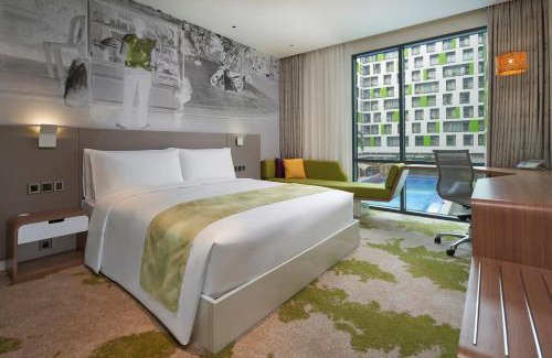 Tan Binh Hotel | Holiday Inn & Suites Saigon Airport by IHG