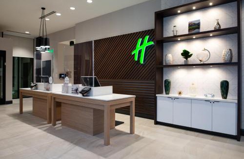 Idaho Falls Hotel | Holiday Inn & Suites - Idaho Falls by IHG
