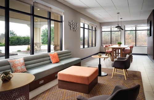 Marlborough Hotel | Holiday Inn & Suites Marlborough by IHG