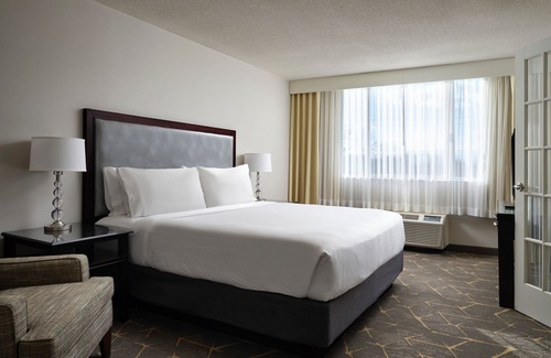 Marlborough Hotel | Holiday Inn & Suites Marlborough by IHG