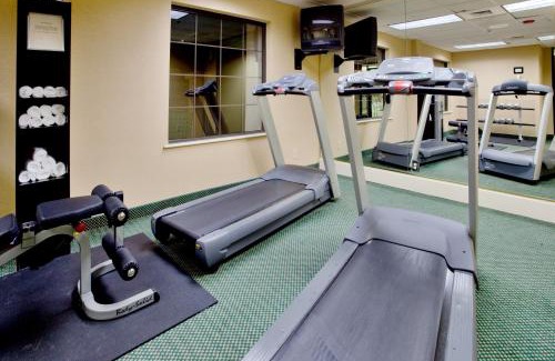 Southwest Raleigh Hotel | Holiday Inn & Suites Raleigh Cary by IHG