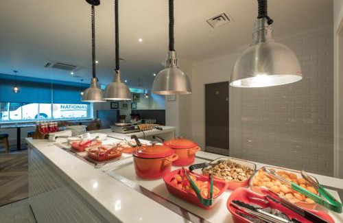 Swindon Hotel | Holiday Inn Swindon by IHG