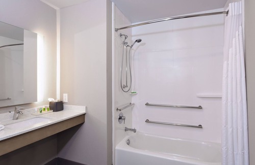 Tallahassee Hotel | Holiday Inn Tallahassee E Capitol - Univ by IHG