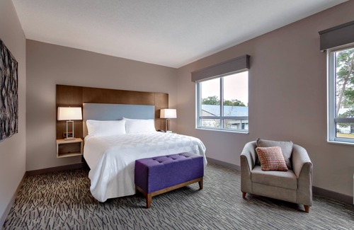 Tallahassee Hotel | Holiday Inn Tallahassee E Capitol - Univ by IHG