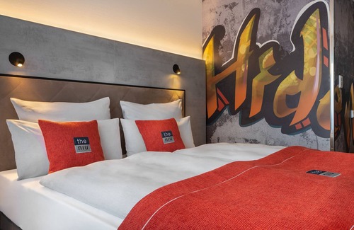 Lichtenberg Hotel | Holiday Inn - the niu, Hide Berlin Friedrichshain by IHG