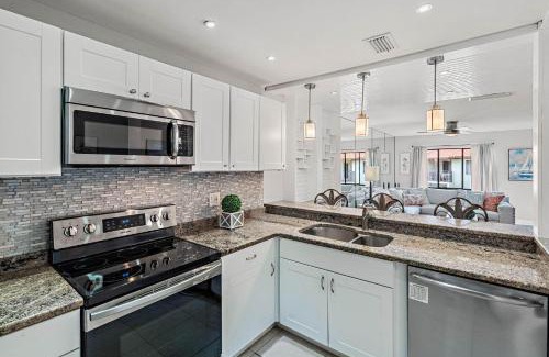 Tierra Verde House | Holiday Island E59