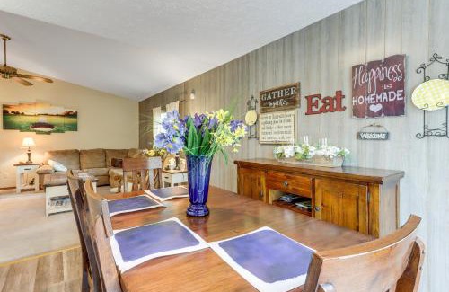 Eureka Springs House | Holiday Island Family Home on 13th Green!