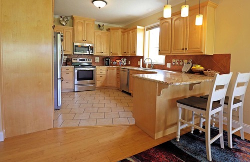 Eureka Springs House | Holiday Island Retreat