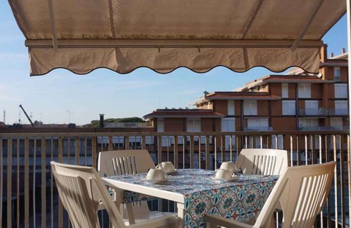 Porto Santa Margherita Apartment | Holiday apartment with parking
