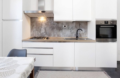 Santo Stefano di Magra House | Holiday Home "Casa Cycas" with Wi-Fi