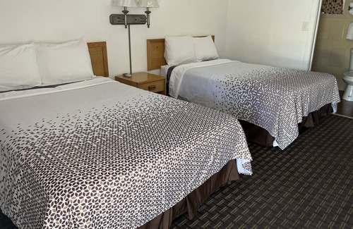 Elko Hotel | Holiday Motel