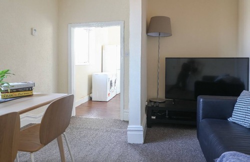 Offerton Apartment | Holiday Rental & Contractor Accommodation