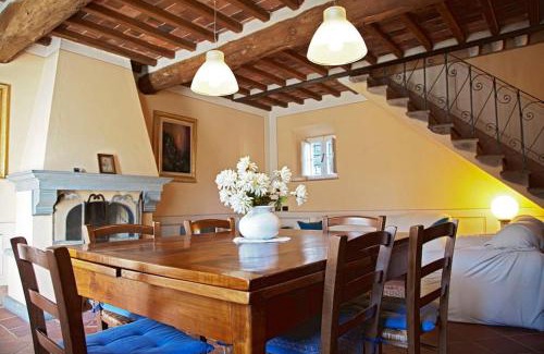 SantʼAndrea di Compito Villa | Holidayhome Villa Petra