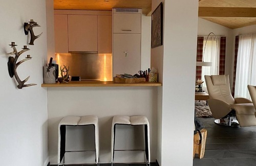 Cumbel Ski Chalet | Holidayhouse Lumnezia Lux