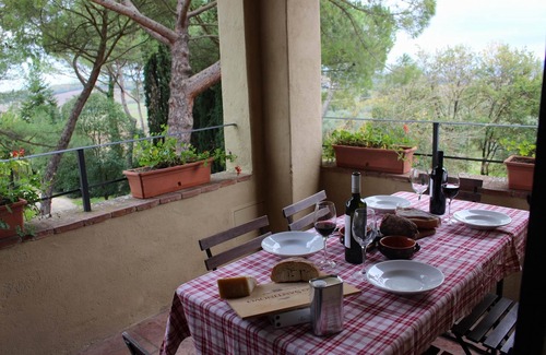 Colle di Val d'Elsa Apartment | Holidays in a former 14th century monastery - Bellavista apartment