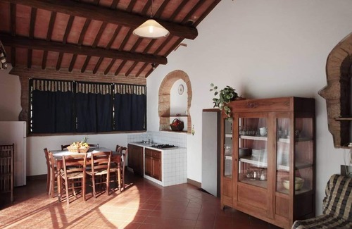 Colle di Val d'Elsa Apartment | Holidays in a former monastery from the 14th century - detached house