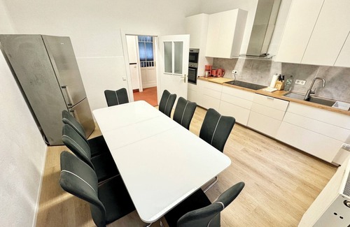 Langenberg Villa | Holidays Villa EMG Dusseldorf Essen Velbert 22 Pax