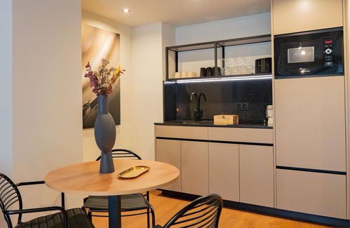 Perchel Sur Apartment | Holidays2Malaga Bubu Apartments Exterior View