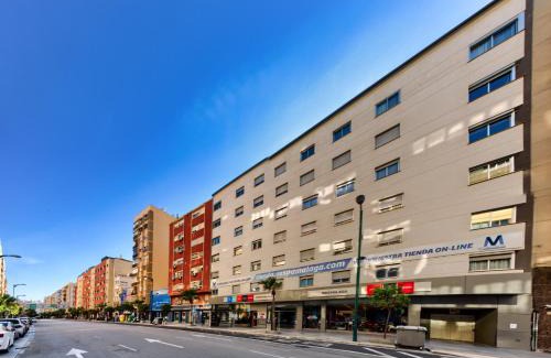 Plaza de Toros Vieja Apartment | Holidays2Malaga Salitre cerca Estacion AVE & Fibra Wifi