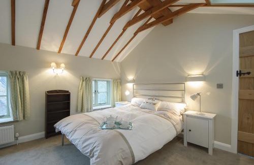 Chipping Norton House | Holliers Cottage